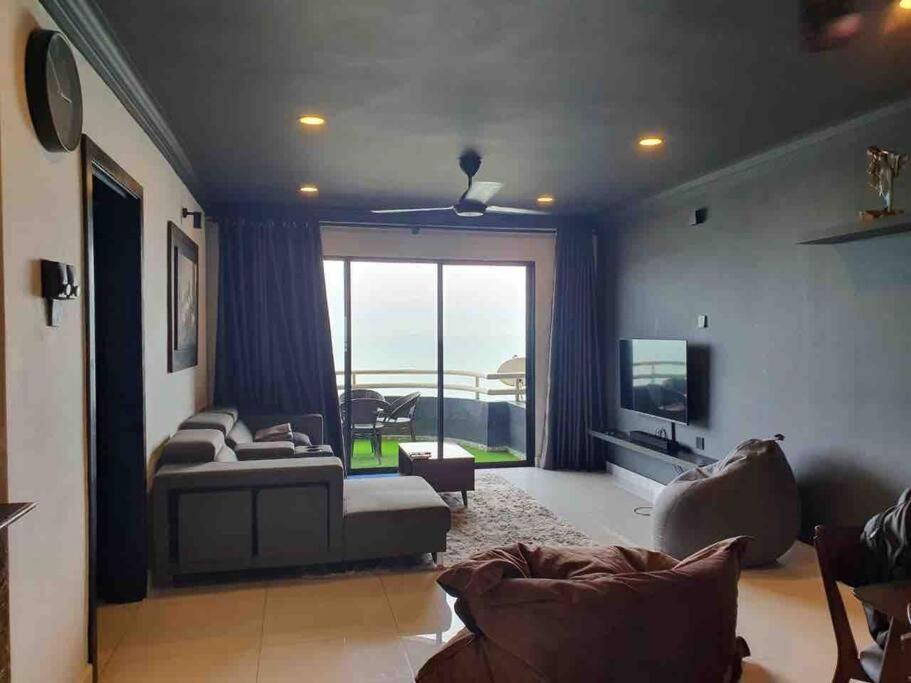 Appartamento The Arena Tanjung Tuan Port Dickson Esterno foto
